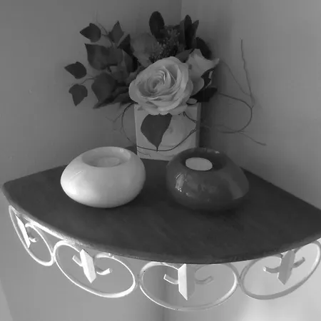 Bed & Breakfast Fleurs Du Lac Novalaise
